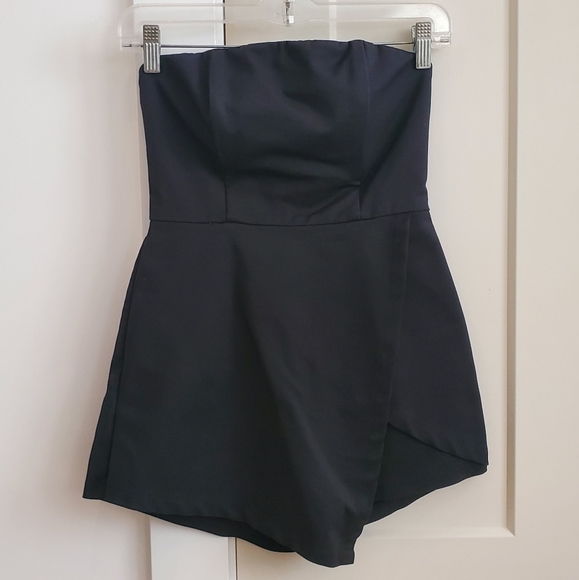 Princess Polly Romper - Picture 3 of 10